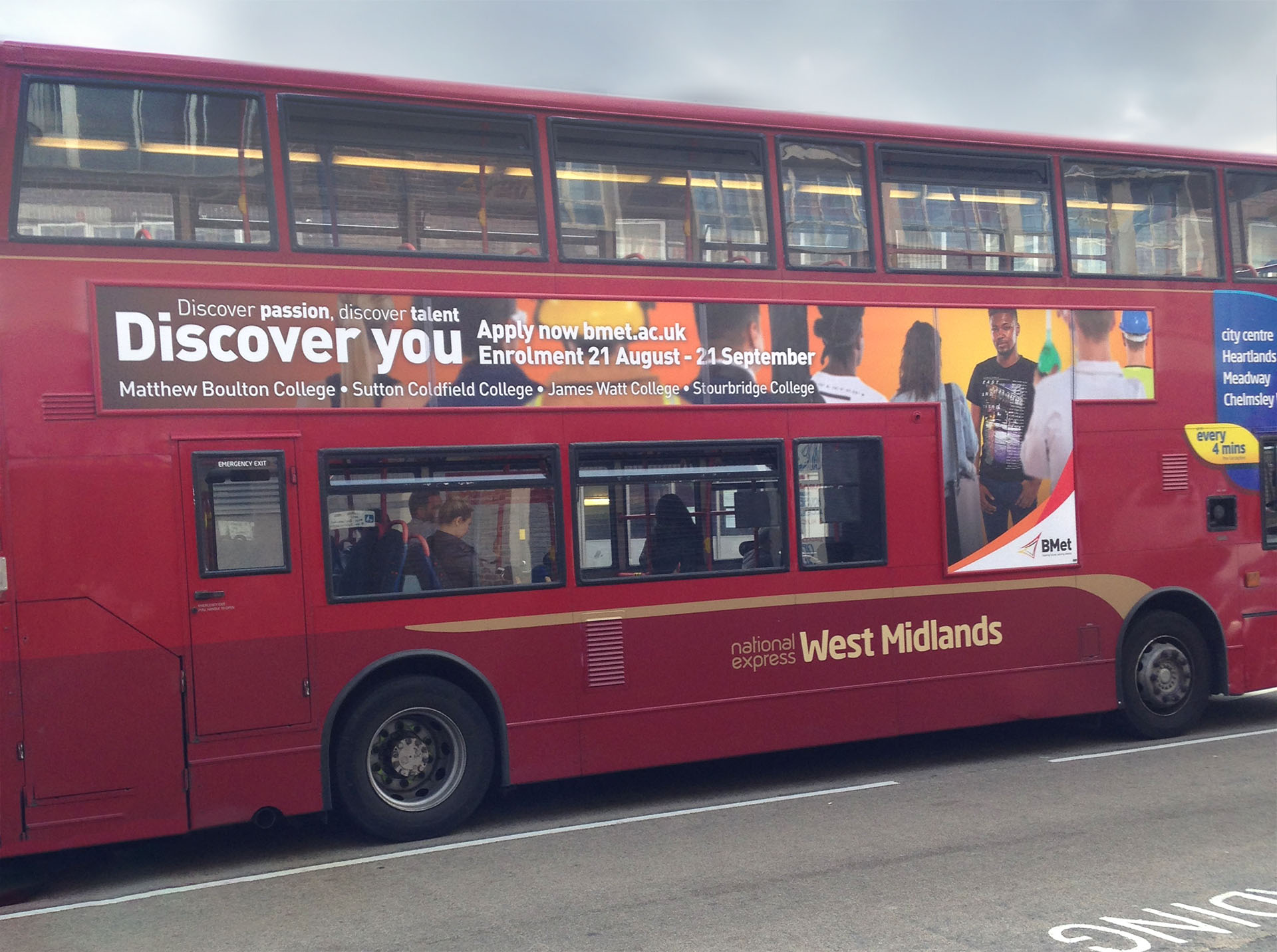 Discover you bus T Side